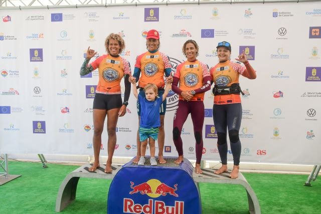 230702 Pódium de la eliminatoria simple femenina de Olas 1