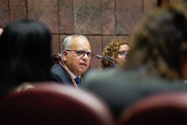 2 Casimiro Curbelo