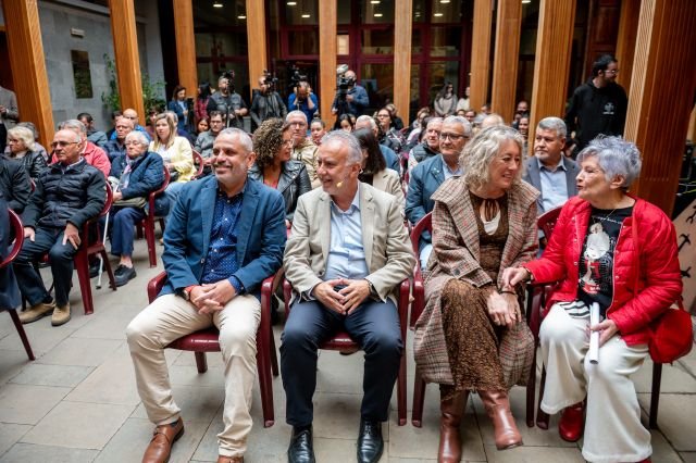 55138032841 8edbbb03ed k