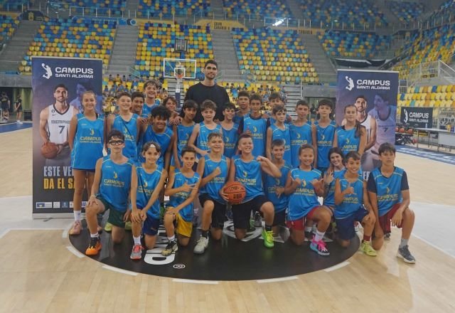 Foto. ExpoDeca 2024 propone al publico una amplia agenda para hacer ejercicio y jugar en la gran Feria del Deporte en Canarias 4 1536x1057