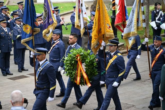 Foto 2 Durante el homenaje a los que dieron su vida por España
