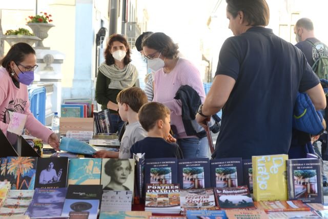 II Feria Autor Autora 1