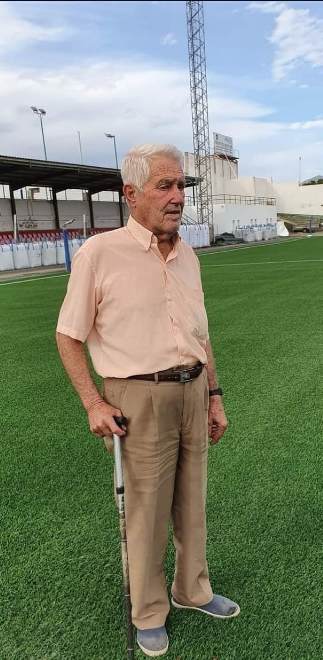 IMAGEN ANTONIO MEDEROS en Estadio municipal Los Pozos