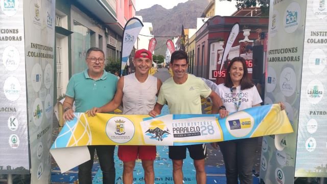 Javier Sosa Medina 2º Clasificado y Fran Rodriìguez Martiìn 3º clasificado de la Ultra