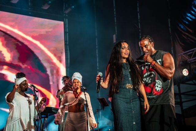 Lava Live Orishas