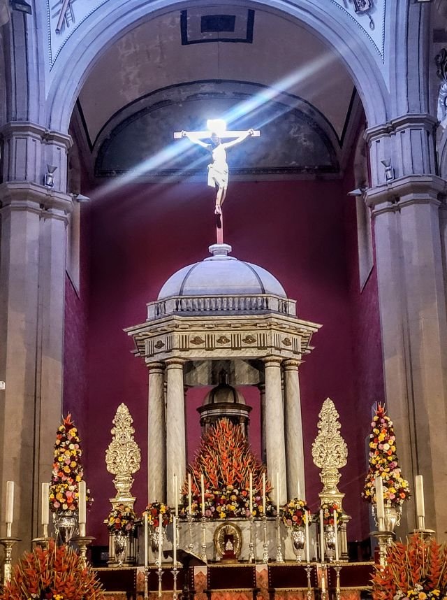 Sol sobre el Cristo Gáldar 01