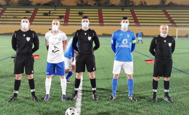 Trío arbitral y capitanes 16 2 2022