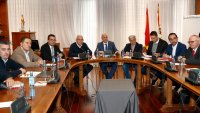 El juez anula las &quot;competiciones profesionalizadas&quot; y el control económico de la RFEF a los clubes