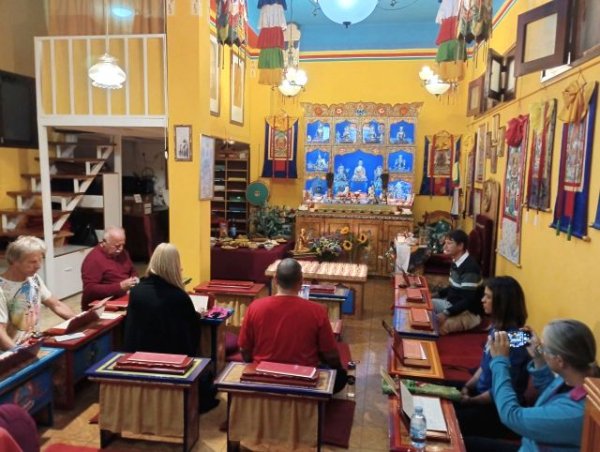 Celebración del Losar, el Año Nuevo Tibetano 2152, en el Centro Budista de Las Palmas