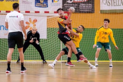 El Balonmano G&aacute;ldar Gran Canaria cede ante las urgencias de un gran Tejina (33-26)
