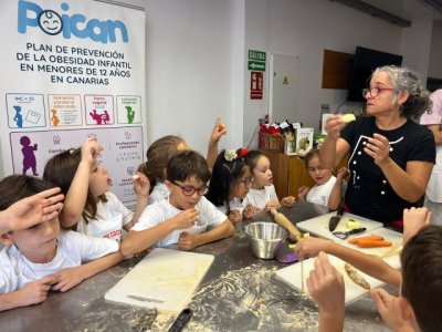 Sanidad y Educaci&oacute;n promueven la alimentaci&oacute;n saludable con talleres de cocina para alumnado de Primaria