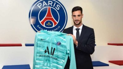 El PSG se expone a una dura sanci&oacute;n si despide a Sergio Rico