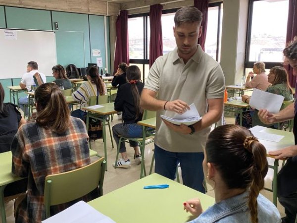 Educación convoca 1.362 plazas docentes para los años 2025 y 2026