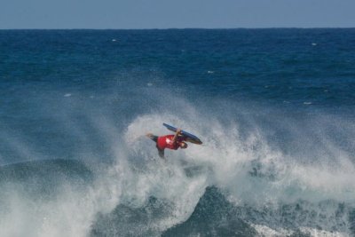 Samuel Brito y Teresa Padilla, campeones de Espa&ntilde;a absolutos de bodyboard y el galdense N&eacute;stor Reyes en sub 16