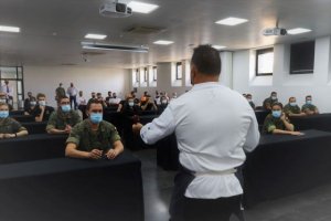 Hecansa y la Agrupación de Apoyo Logístico 81 del Ejército de Tierra celebran las jornadas Alimentación en Campaña