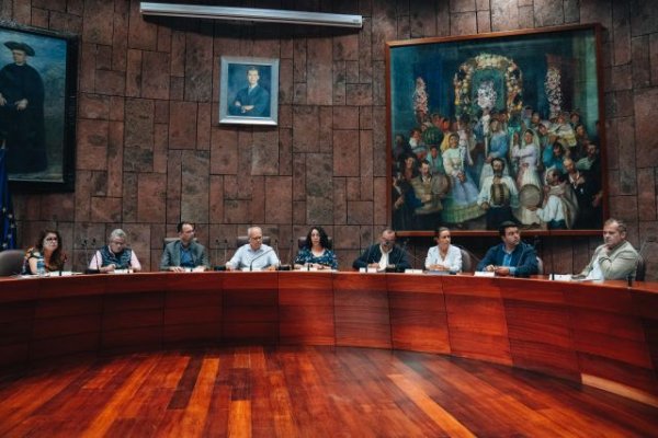 La Gomera: El Cabildo aprueba la inversión de 2,5 millones de euros para cooperación con los ayuntamientos