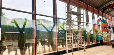 Teror: La Estaci&oacute;n de Guaguas de Teror se dota de una mampara cortavientos