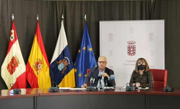 La Gomera: El Cabildo resuelve más de 700 becas para estudiantes