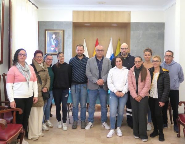 El Ayuntamiento de Gu&iacute;a contrata a 30 personas desempleadas del municipio con el Programa de Empleo Social para el periodo 2025-2026