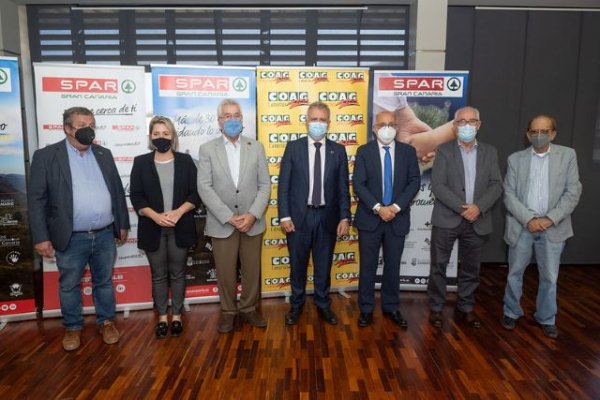 El Cabildo firma con Spar el convenio para el fomento de la producción y comercialización de la papa