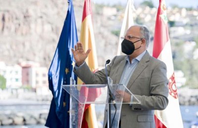 La Gomera: Curbelo. &ldquo;Hoy damos un paso m&aacute;s hacia la licitaci&oacute;n del Puerto de Playa de Santiago&rdquo;