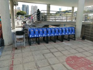 El Hospital Dr. Negr&iacute;n instala estaciones de aparcamiento y carga de patinetas en la zona de Consultas Externas