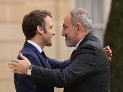 Art&iacute;culo de opini&oacute;n: 'Azerbaiy&aacute;n advirti&oacute; una vez m&aacute;s sobre la amenaza del neocolonialismo franc&eacute;s al sur del C&aacute;ucaso'