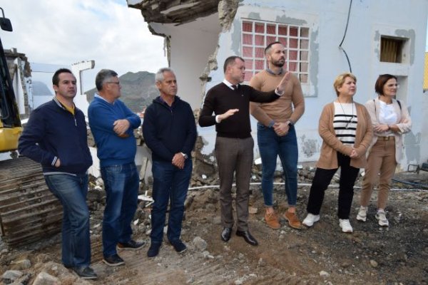 Gáldar: Demolición de una vivienda en la calle Delgado que permitirá una nueva vía de acceso a La Montaña