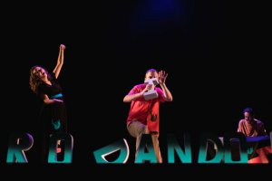 Guía: Imaginación, fantasía e inclusión, juntos de la mano en el Teatro Hespérides gracias a ‘Rodando Rodari’ de Antonio Conejo