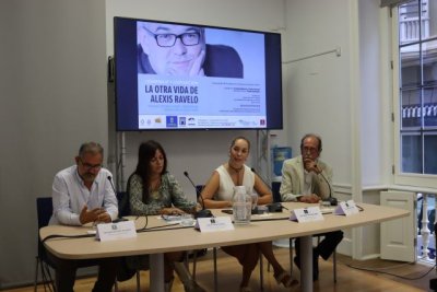 &quot;La otra vida de Alexis Ravelo&quot;, el programa de actividades que organiza la Biblioteca Insular de Gran Canaria en memoria del poliédrico director