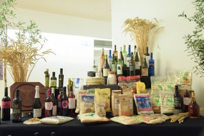 La Gomera: El Cabildo felicita a los productores de gofio, queso y vino premiados en Agrocanarias 2021