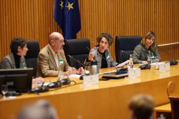 El Congreso de los Diputados reúne a representantes políticos, profesionales sanitarios, asociaciones y personas afectadas el Día Nacional de las Enfermedades Neuromusculares