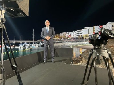 El presidente hace un llamamiento a unirse &ldquo;como una pi&ntilde;a&rdquo; en defensa de Canarias