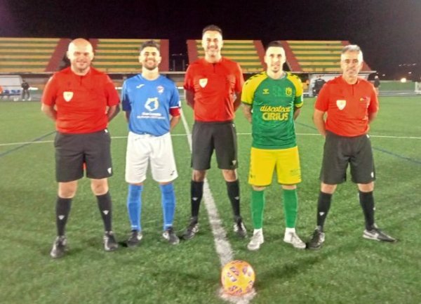 Fútbol 1ª Regional: (0-0) Empate sin goles en el derbi galdense entre el Gáldarclubs y el San Isidro