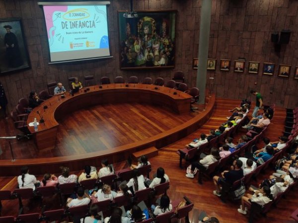 La Gomera celebra la segunda edición de la jornada sobre infancia promovida por el Cabildo (Otras notas de prensa)