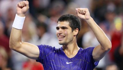Carlos Alcaraz vence a Casper Ruud y hace historia en Miami