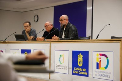 El Cabildo de Gran Canaria y la Fundación Unión Deportiva Las Palmas ponen en marcha una formación para la protección de los menores en el deporte base