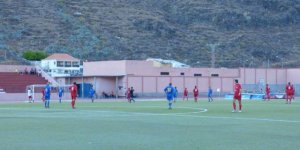 La Gomera: El Cabildo facilita la movilidad a los equipos de fútbol base federados de la isla