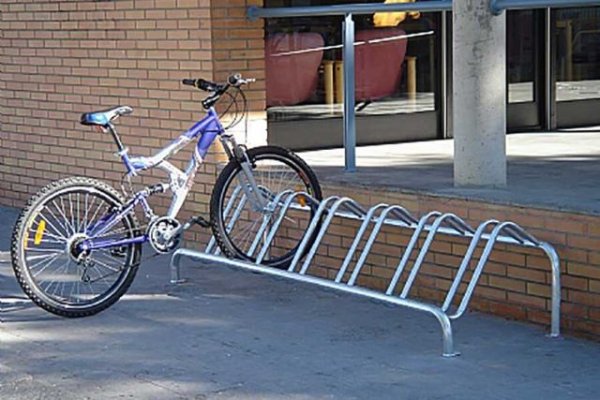 El colectivo Turc&oacute;n solicita al alcalde de Telde la implantaci&oacute;n de estacionamientos de bicicletas en el municipio