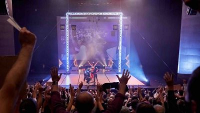 Llega a Tenerife &lsquo;Save The Temazo&rsquo;, circo y humor para preservar la buena m&uacute;sica