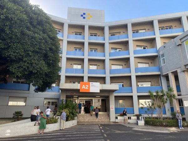 Dermat&oacute;logos del Hospital Universitario La Candelaria alertan de las complicaciones producidas por el sol