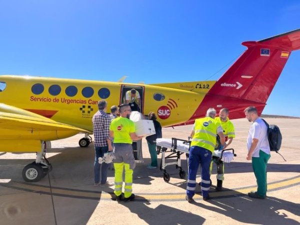 El Materno Infantil realiza el primer traslado entre islas de paciente pediátrico crítico que precisó sistema ECMO