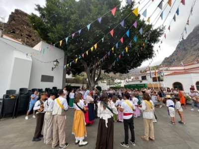 Agaete: Primera Ofrenda Infantil a San Pedro