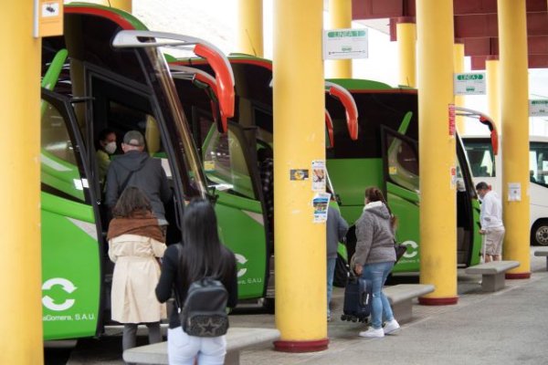 La Gomera: GuaguaGomera aplica modificaciones en sus horarios para días señalados de las fiestas navideñas