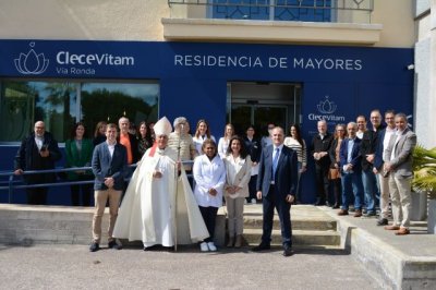 El Obispo de Tenerife visita la nueva residencia de mayores Clece Vitam V&iacute;a Ronda en La Laguna