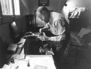 El ciclo 'Malditas Guerras' proyecta &lsquo;Cuadernos de contabilidad de Manolo Millares', del realizador Juan Millares