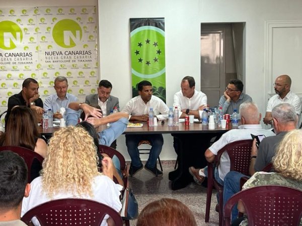El sector renovador de Nueva Canarias se reúne con las Asambleas para explicar sus propuestas sin interferencias