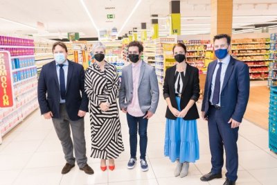 La Fundaci&oacute;n DinoSol favorece la inclusi&oacute;n y adapta la primera tienda para las personas con autismo