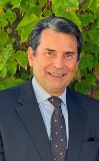 Ricardo Cala da una conferencia que repasar&aacute; amplia discograf&iacute;a de Alfredo Kraus