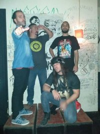 Democratas live session es el &uacute;ltimo trabajo de la banda Campanense DEMOCRATAS (V&iacute;deo)